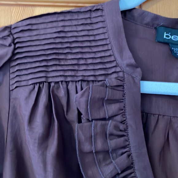 Brown BeBe semi sheer cotton/silk blouse with ruffle and tuck detail, Medium - Picture 2 of 8